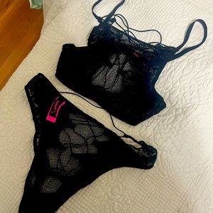 La SENZA Lace Up Hi-Leg Cheeky Panty and Unlined High Neck Bra